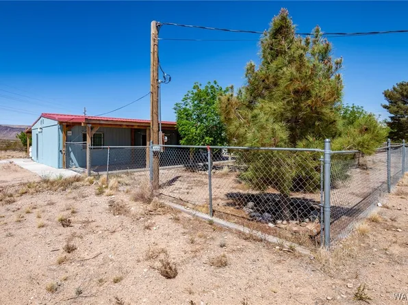17369 N Manor Dr, Dolan Springs, AZ 86441
