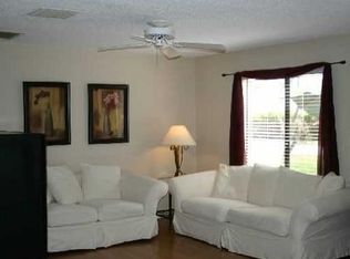 11881 Sturbridge Ln, Wellington, FL 33414