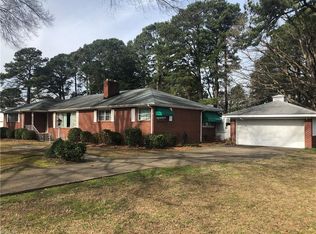 3822 Heutte Dr, Norfolk, VA 23518