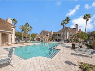 18050 Villa Creek Dr, Tampa, FL 33647
