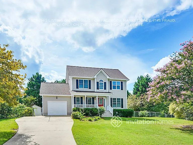 109 Woodsorrell Ct — Photo 2