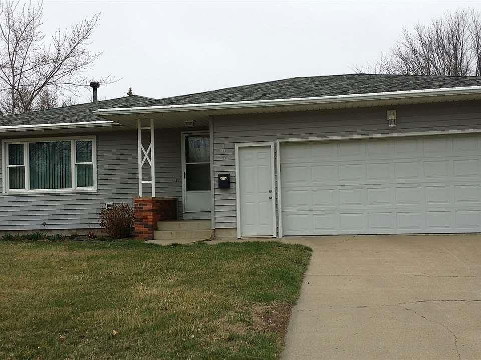 1st image of 108 W Southview Dr