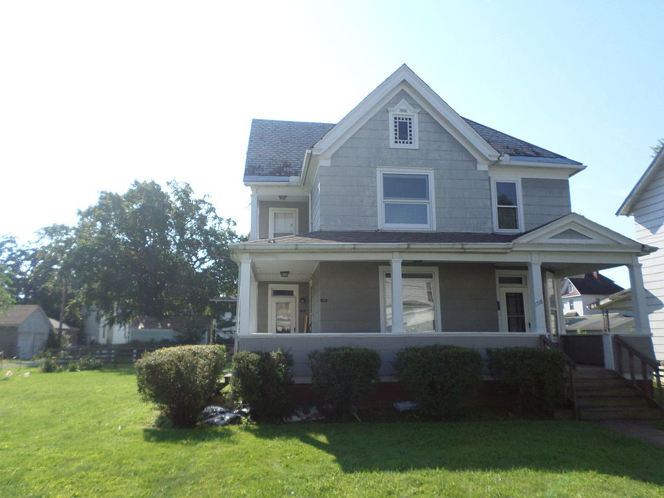 1st image of 1718 Park St