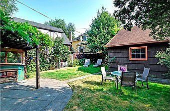 2 car detached garage