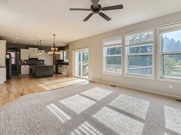 3rd image of 3625 White Pine Way
