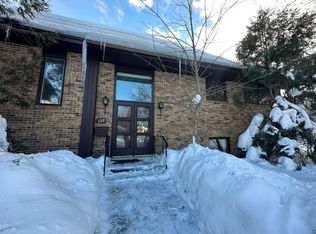 136 Farley Ln, Hermantown, MN 55803