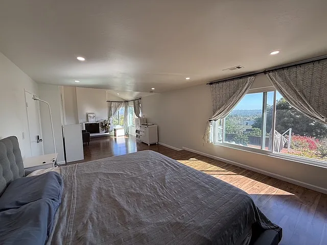 3319 Piragua St — Photo 21
