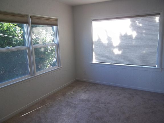 Dining room off kitchen with new Blinds