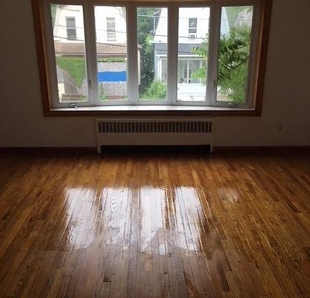 2nd image of 42 Olympic Ter Floor 1