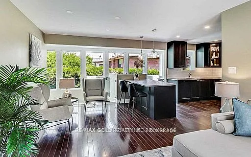 237 Weighton Dr — Photo 4