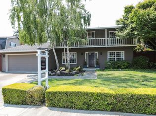 1215 Fairbrook Dr, Mountain View, CA 94040