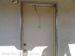 2401 Iowa St APT 3, Carlsbad, NM 88220