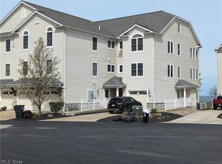 5239 Lake Rd W UNIT 405, Ashtabula, OH 44004