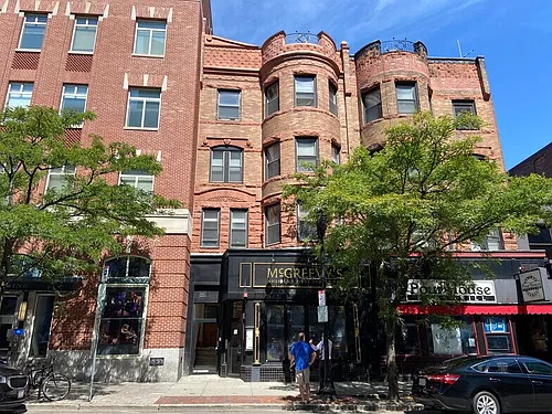 913 Boylston St Photo 1