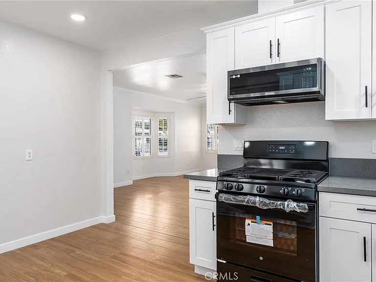 6226 Magnolia Ave — Photo 6