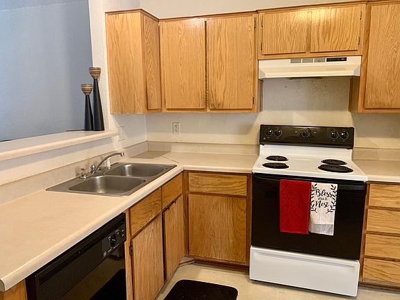 5th image of 3603 Westwood Dr #A