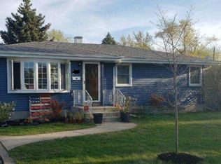 3034 43rd St, Highland, IN 46322