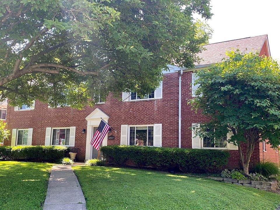 1st image of 6957 Murray Ave #4