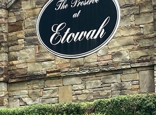 9325 Waterside Dr, Ball Ground, GA 30107