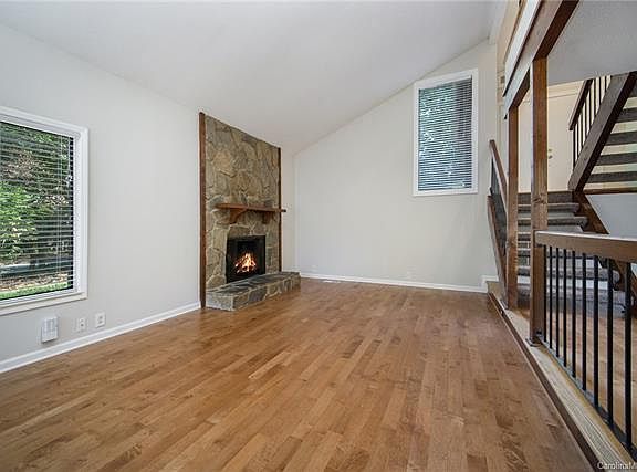 4th image of 8606 Lorraine Dr