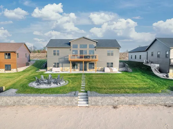 N8791 Lake Cabin Drive, New Lisbon, WI 53950