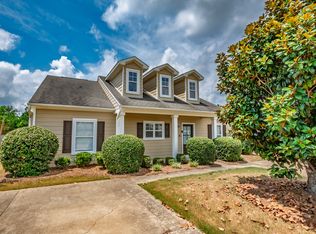 102 Saucer Ln, Oxford, MS 38655