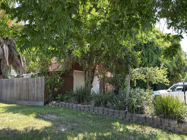 6848 Plymouth Rd, Stockton, CA 95207