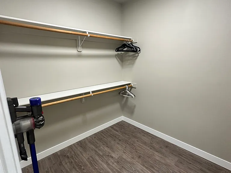 Closet 2
