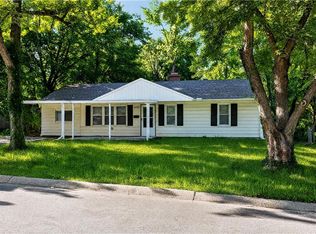 8212 E 111th Ter, Kansas City, MO 64134