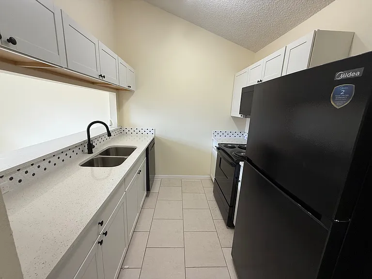 2831 Landover Blvd #C — Photo 6