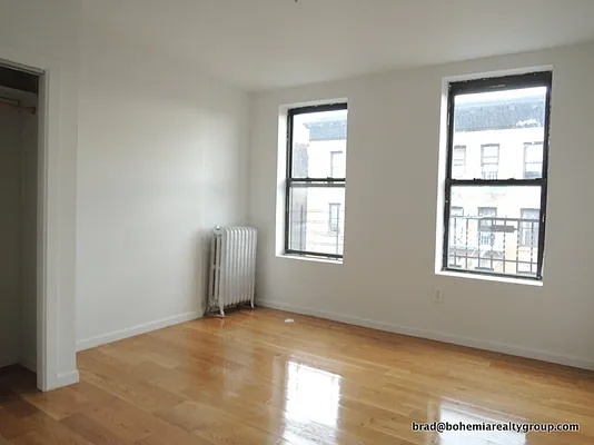 Rented by Bohemia Realty Group | media 25