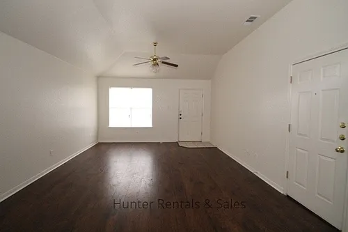 4301B Thunder Creek Dr Photo 1
