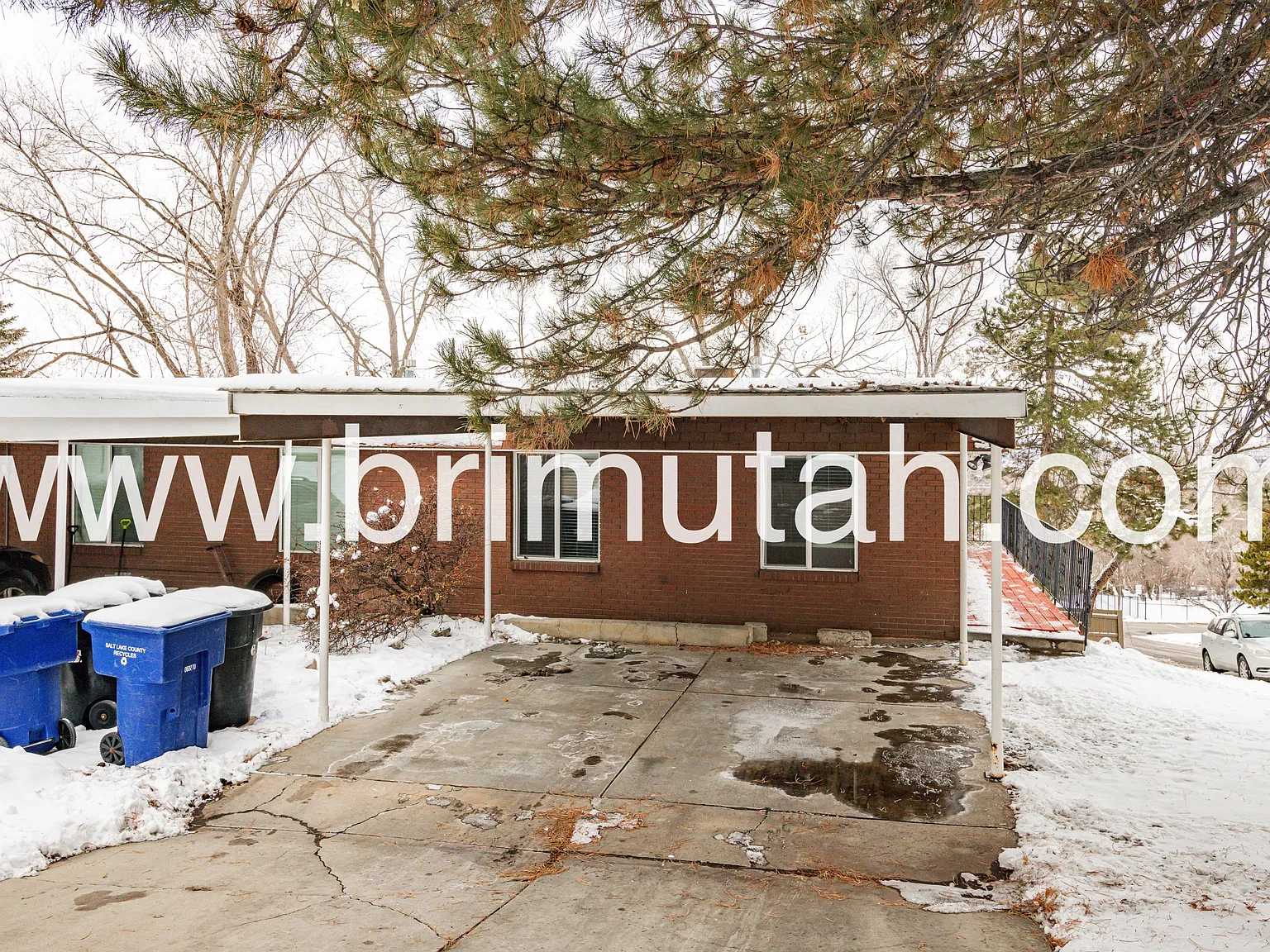 4670/4672 Stratton Drive - 4672 — Photo 1