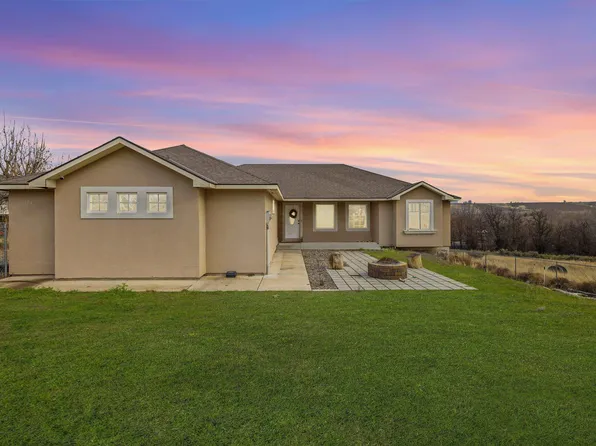 1310 9th St, Benton City, WA 99320
