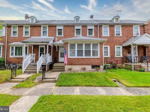 651 Saude Ave, Essington, PA 19029