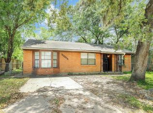 9910 Woodwick St, Houston, TX 77016