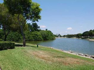 10460 Lake Vista Cir, Boca Raton, FL 33498