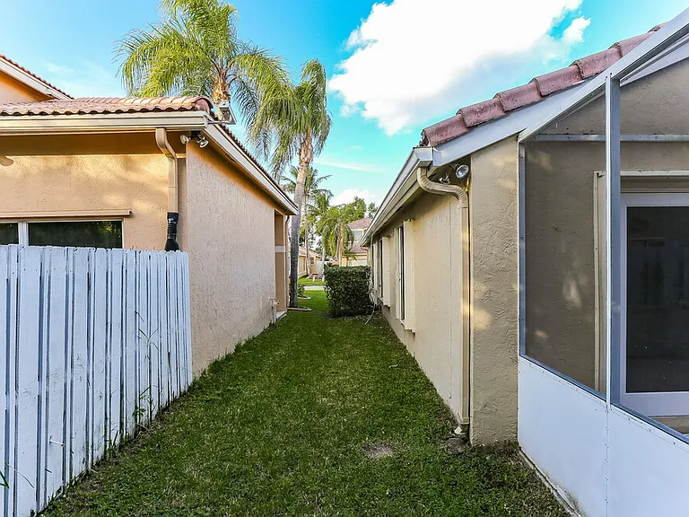 18244 NW 21st St — Photo 16
