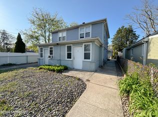 214 Buermann Ave APT B, Toms River, NJ 08753