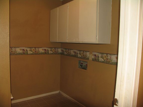 5th image of 8918 Bryn Mawr Cir