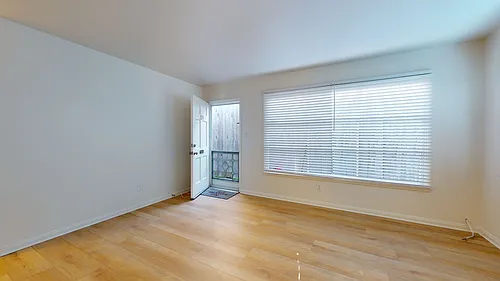 224-226 C Ave Photo 1