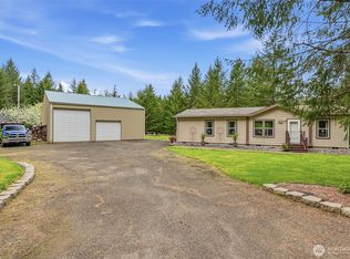1047 Beaver Creek Road, Cathlamet, WA 98612