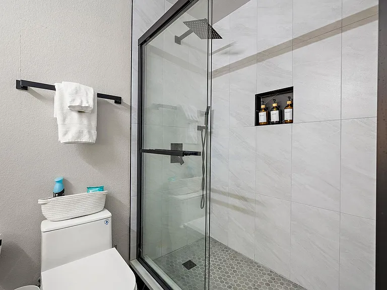 2109 Kimra Ln — Photo 13