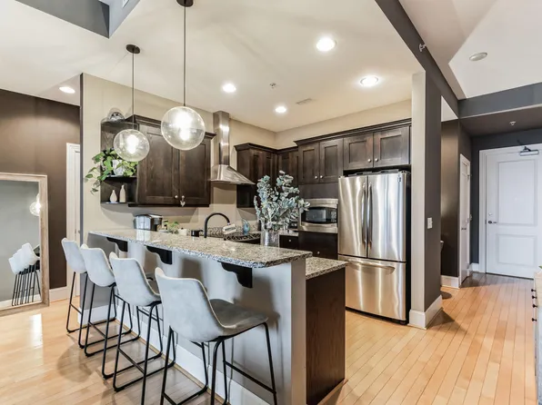 400 W North St APT 1500, Raleigh, NC 27603