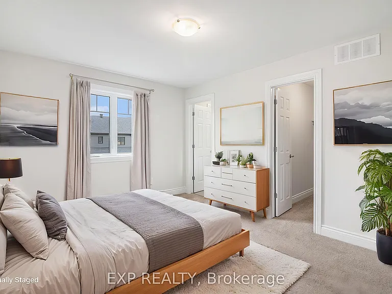 75 Gilberte St — Photo 14