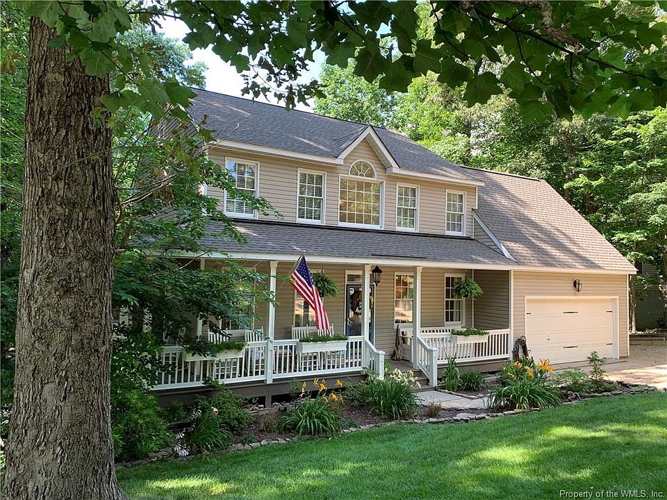 1st image of 228 Nina Ln