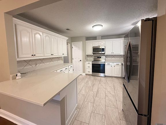 5th image of 1007 Janette Ct