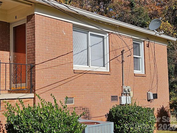 4th image of 3110 Capitol Dr #A