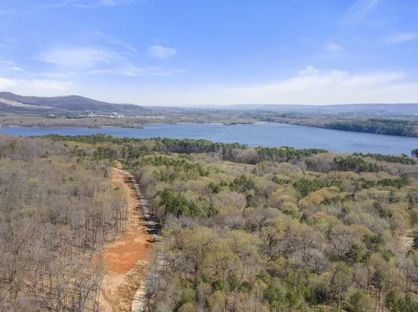 B 900 County Rd #114, Scottsboro, AL 35769