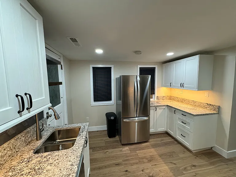 2228 Bank St — Photo 4